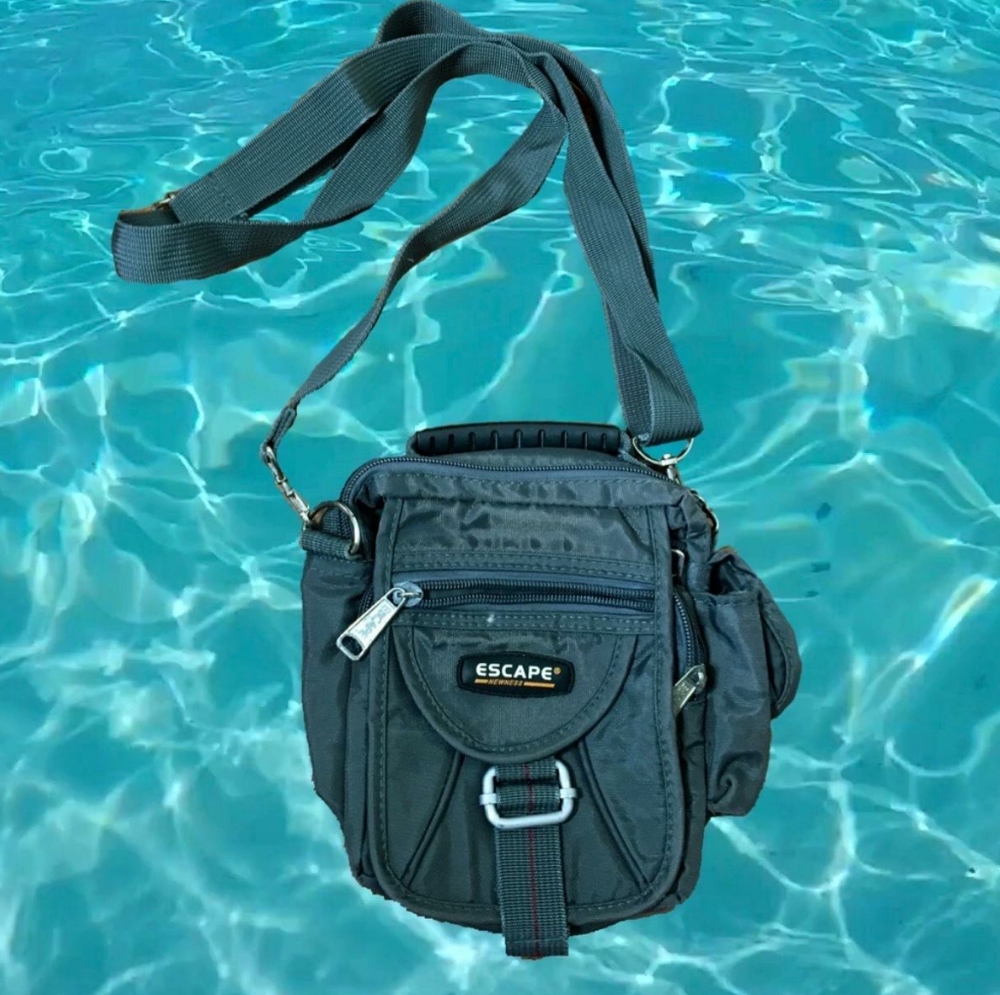 Escape Newness 90s unisex crossbody bag